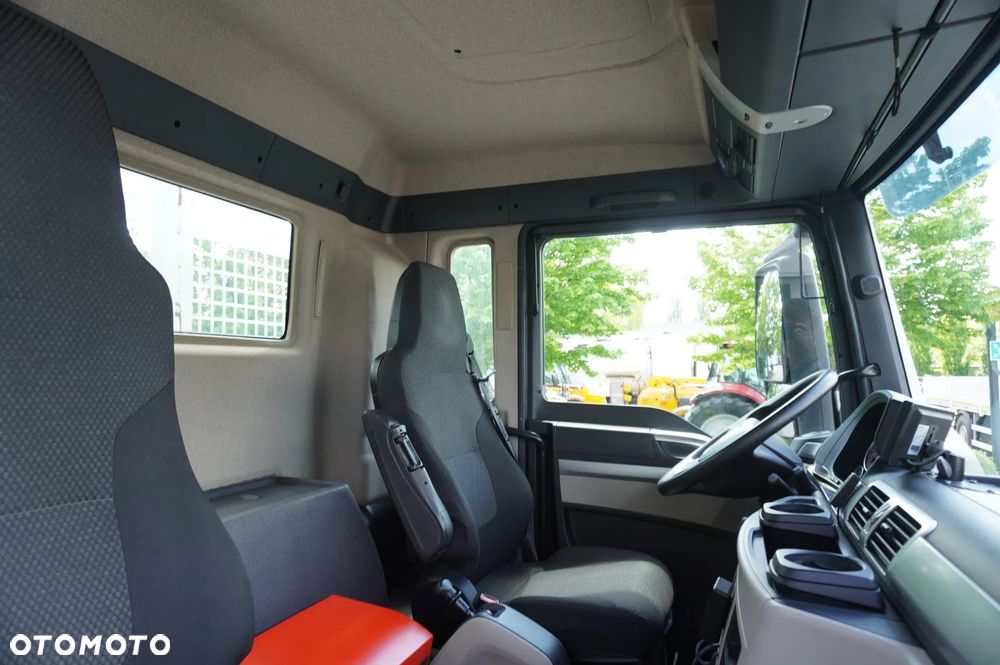 MAN TGS 26.420 6x4 / Fassi F215A.2.24 / Pilot / Rotator / 160 tys. km! / platforma 6.7 m - 25
