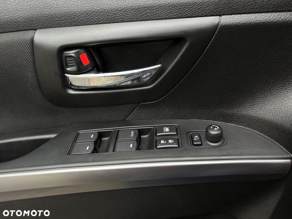 Suzuki SX4 S-Cross 1.4 Boosterjet Hybrid Comfort - 30