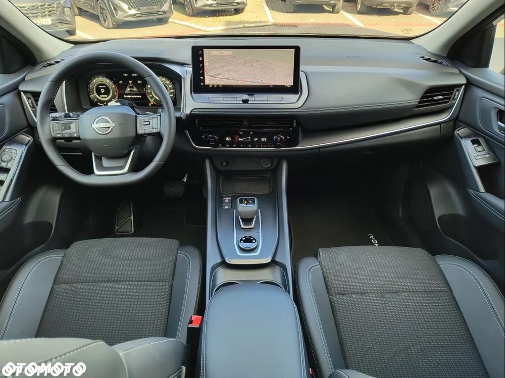 Nissan Qashqai 1.3 DIG-T MHEV 4x4 N-Connecta Xtronic - 12
