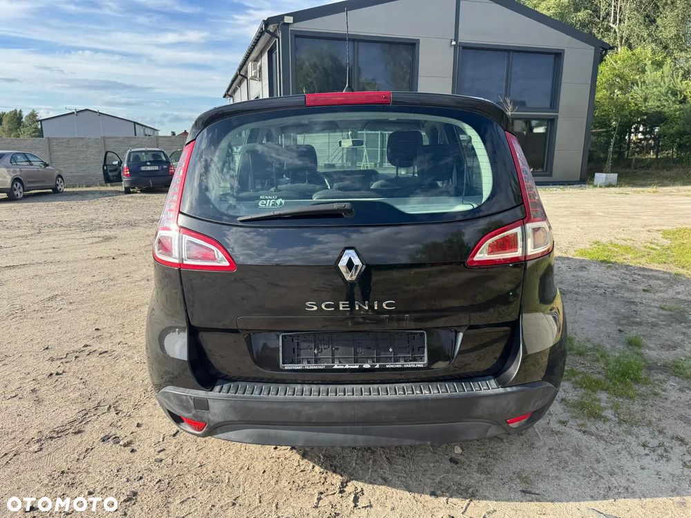 Renault Scenic 1.6 16V Tech Run - 11