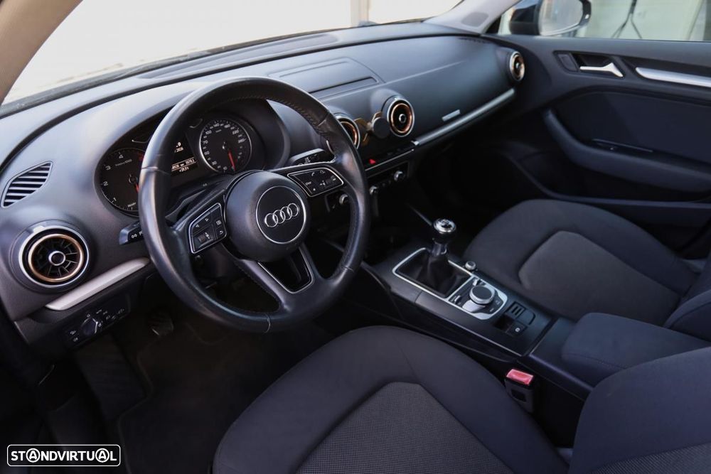 Audi A3 Sportback 1.6 TDI Sport - 8