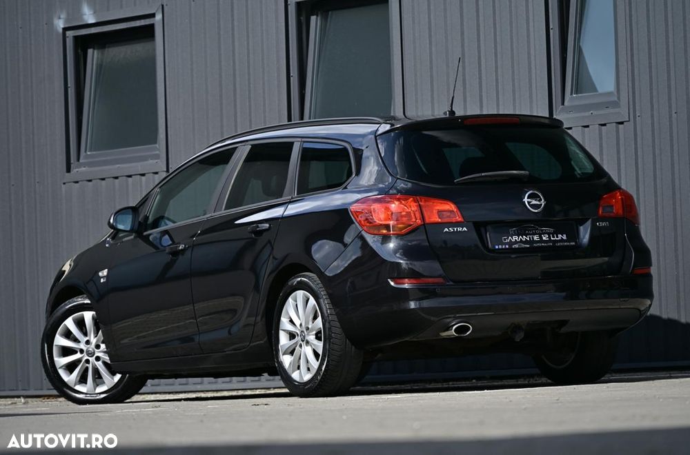 Opel Astra 2.0 CDTI DPF 150 Jahre - 6