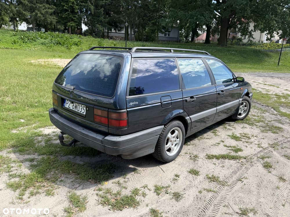 Volkswagen Passat 1.8 GL - 5