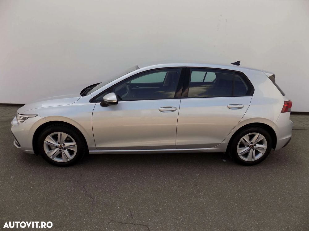 Volkswagen Golf 1.0 eTSI DSG MHEV Life - 2