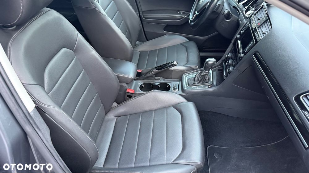 Volkswagen Golf 2.0 TDI BlueMotion Technology DSG Highline - 7