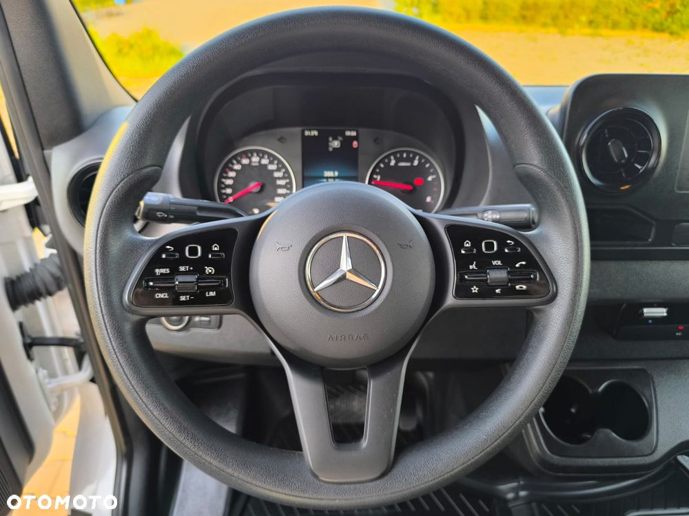 Mercedes-Benz Sprinter 517,170KM, Automat, Kontener 8 Palet, Full Led, Salon Polska! - 18