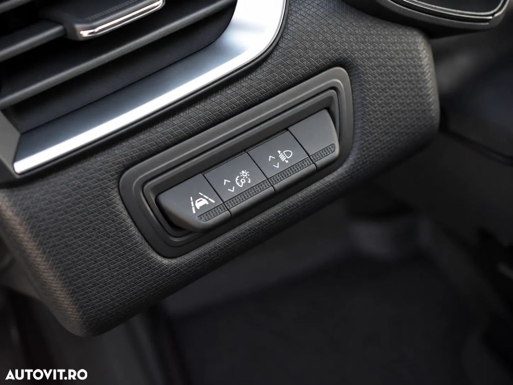 Renault Clio V E-Tech 145 Techno - 19