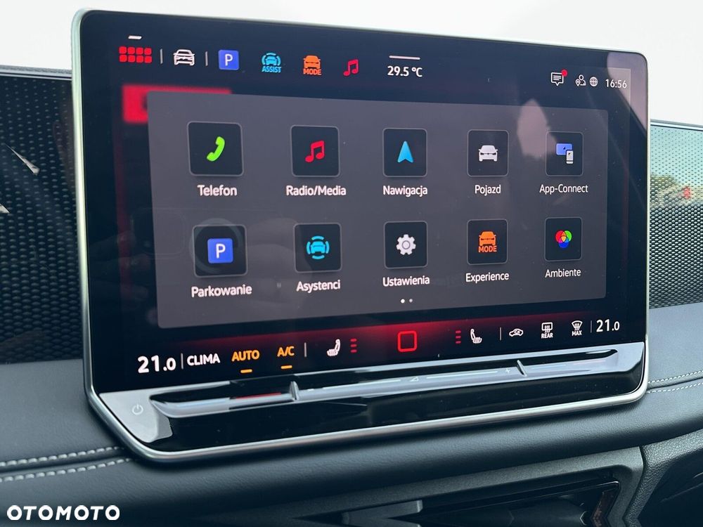 Volkswagen Tiguan - 22