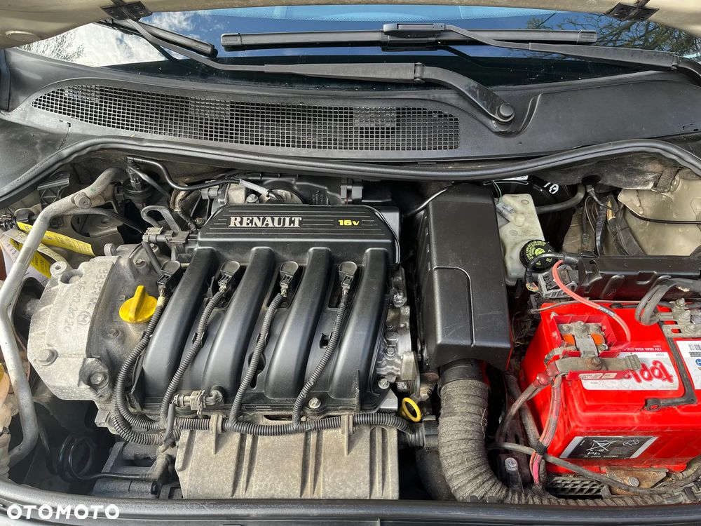 Renault Megane 1.4 16V Authentique - 8