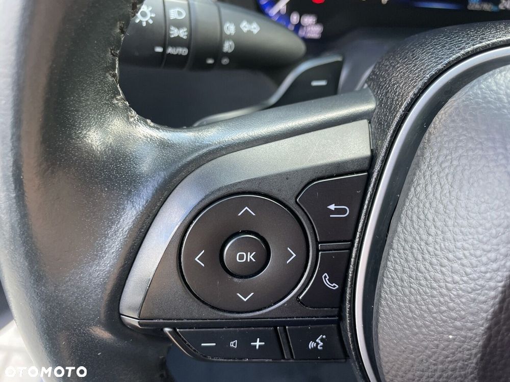 Toyota Corolla 2.0 Hybrid Comfort - 22