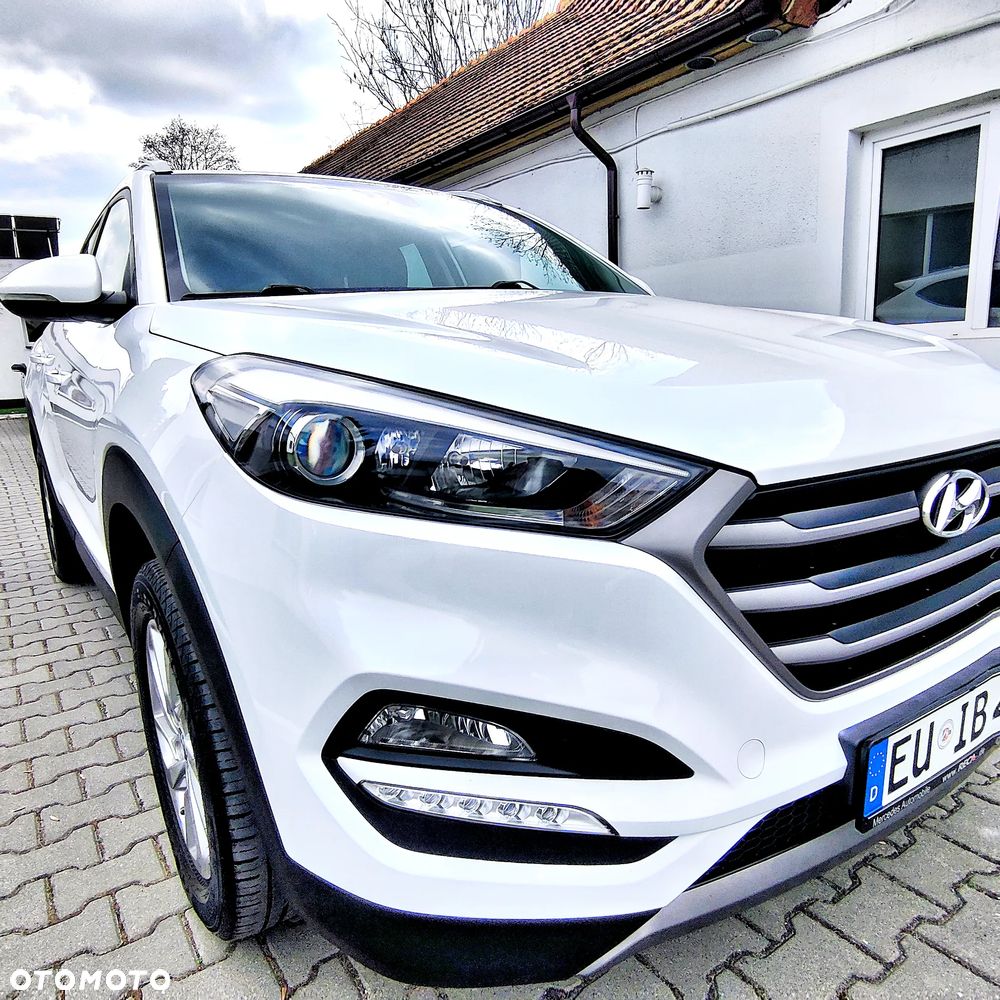 Hyundai Tucson blue 1.6 GDi 2WD Navi - 16