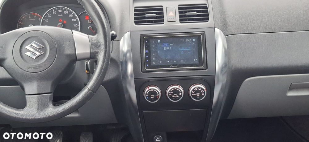 Suzuki SX4 1.6 VVT 4x2 Comfort - 14