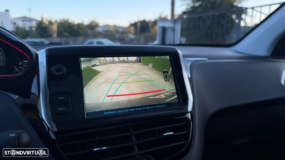 Peugeot 2008 1.2 PureTech GT Line EAT6 - 15