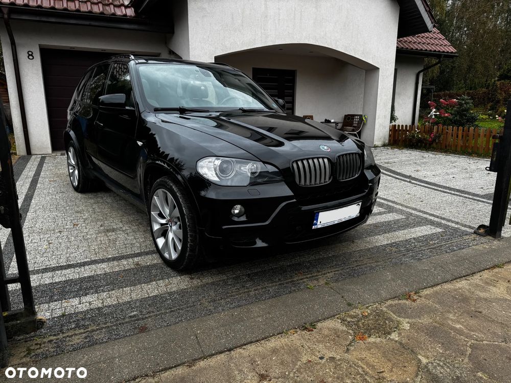 BMW X5 xDrive48i - 1