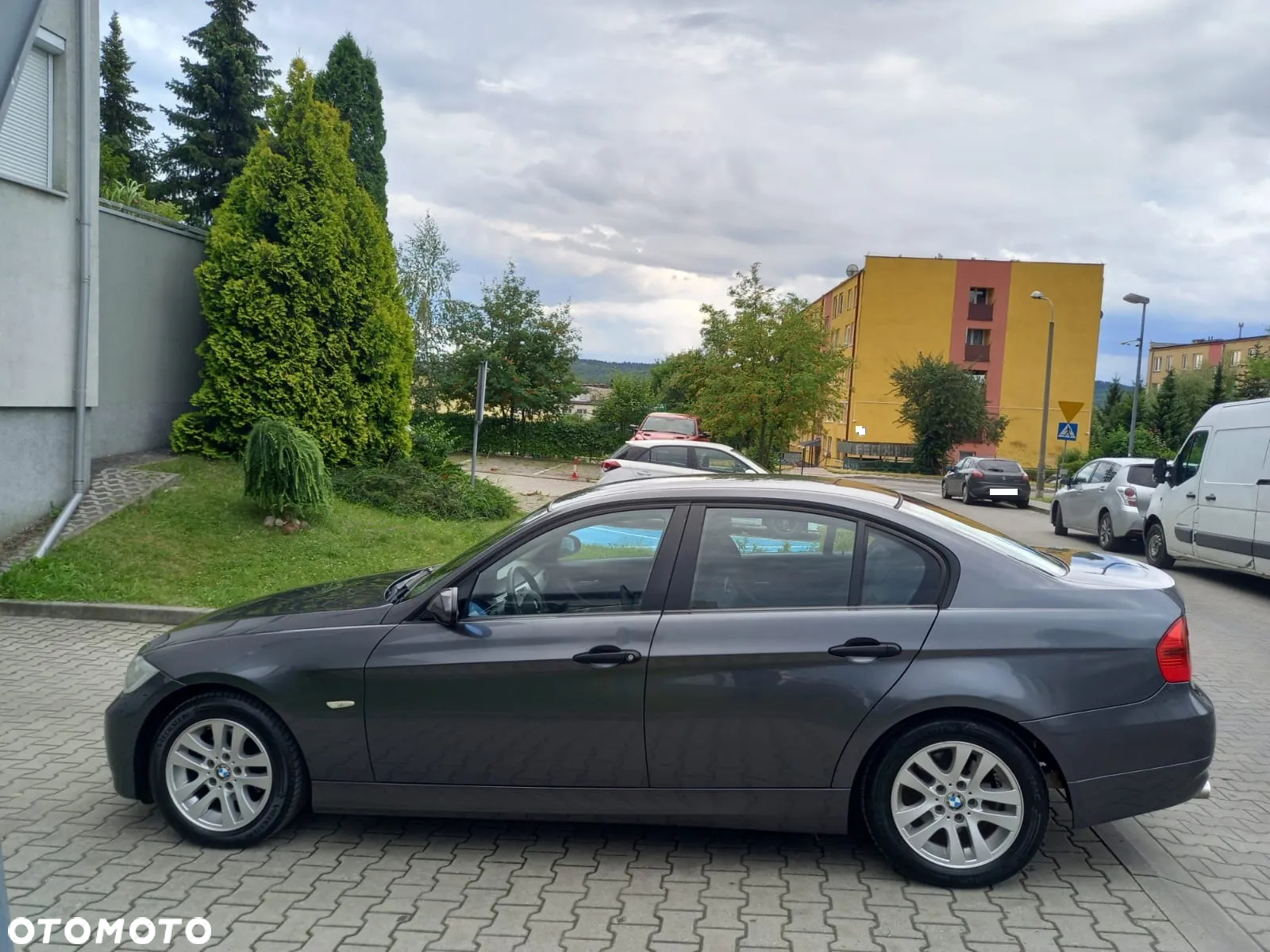 BMW Seria 3 318i - 7