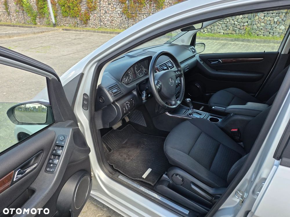 Mercedes-Benz Klasa A 170 Autotronic Elegance - 6