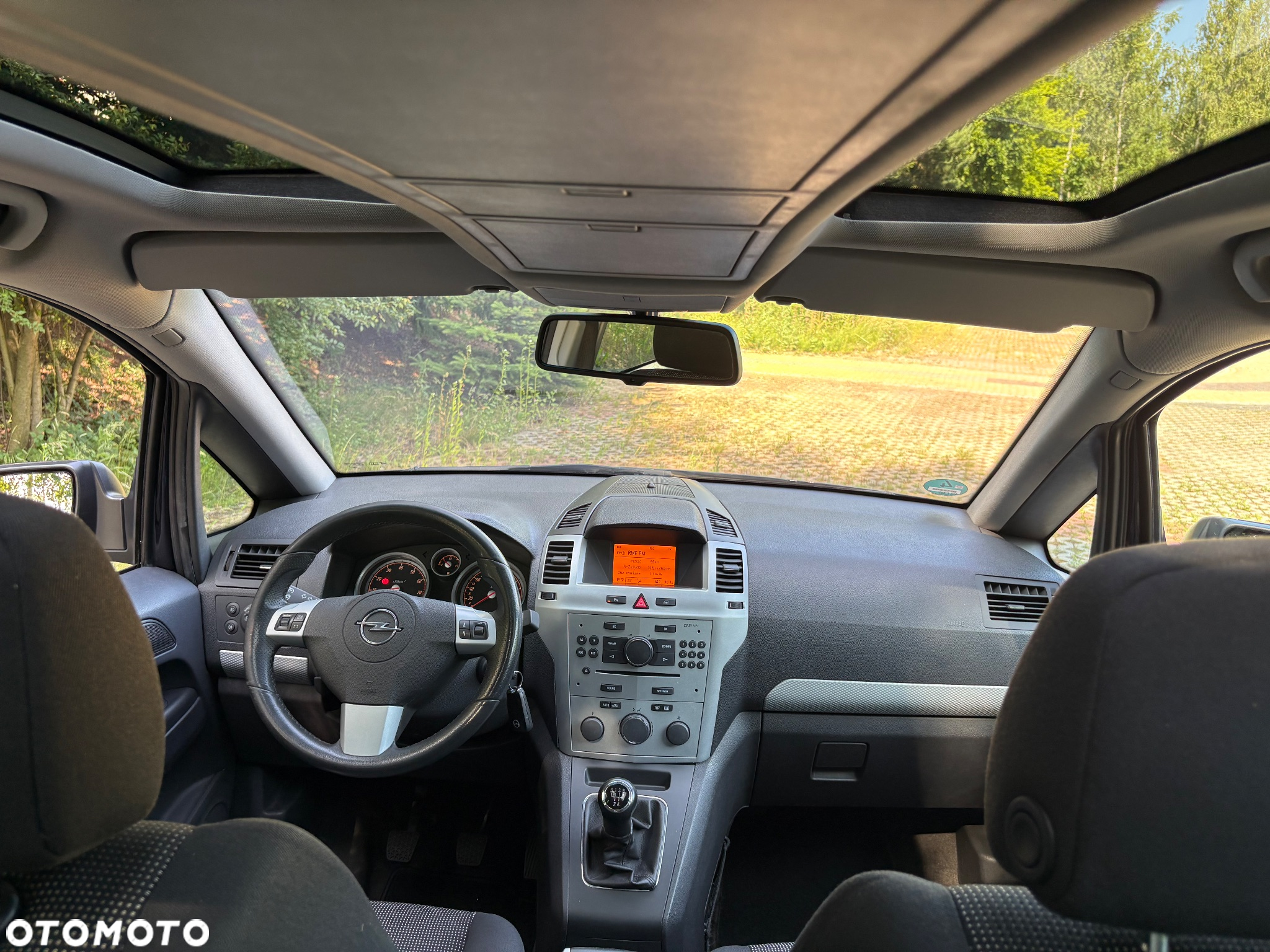 Opel Zafira 1.8 Design Edition - 33