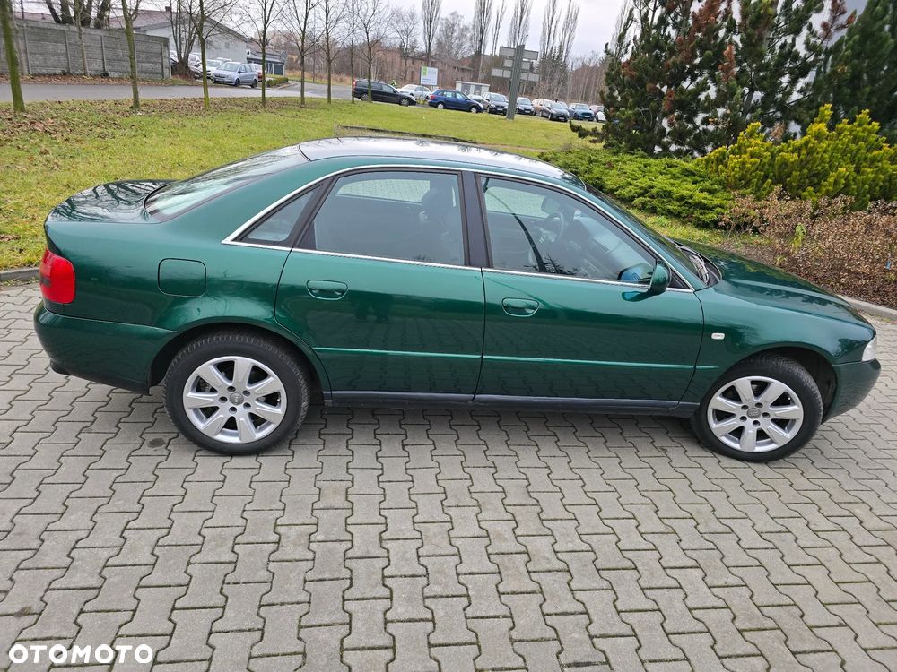 Audi A4 Limousine - 20