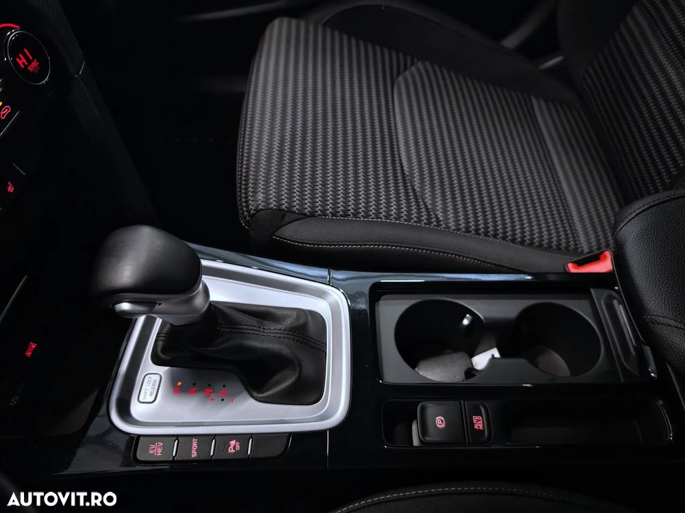 Kia XCeed 1.6 GDI 6DCT PHEV Vision - 26