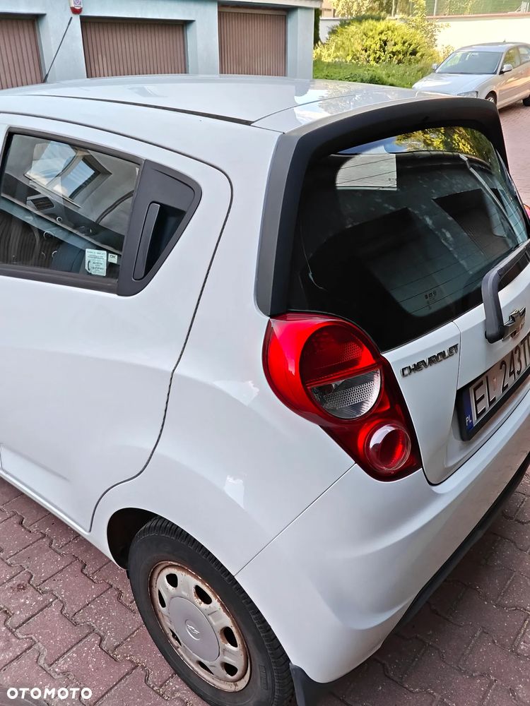Chevrolet Spark - 4