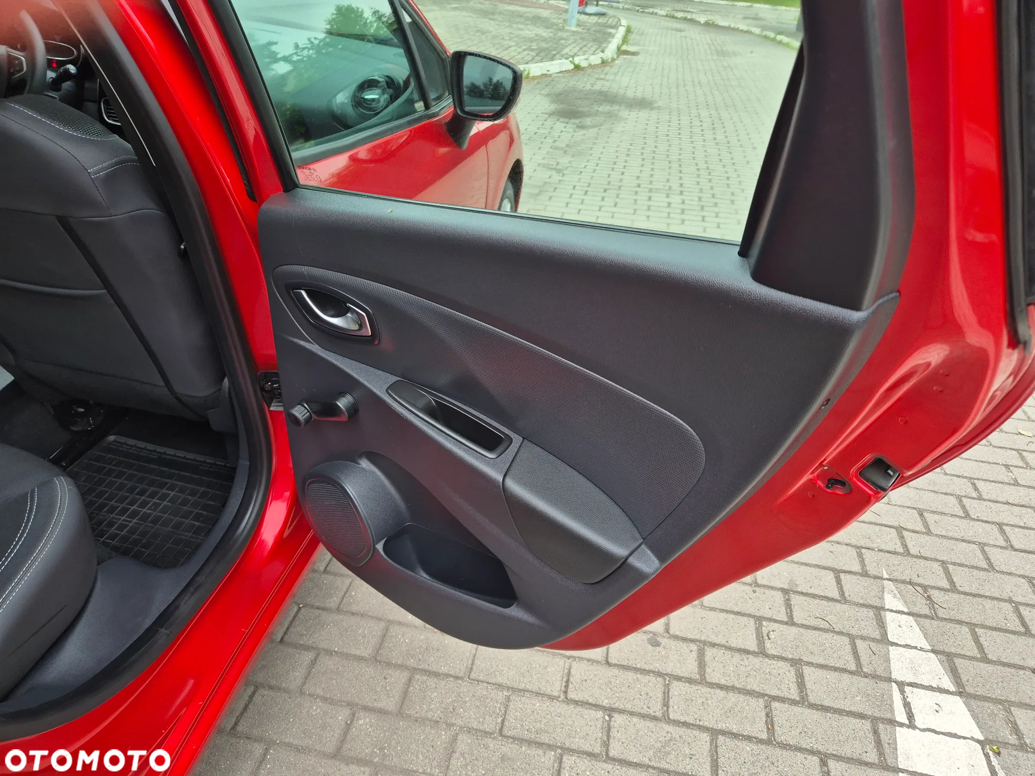 Renault Clio - 12