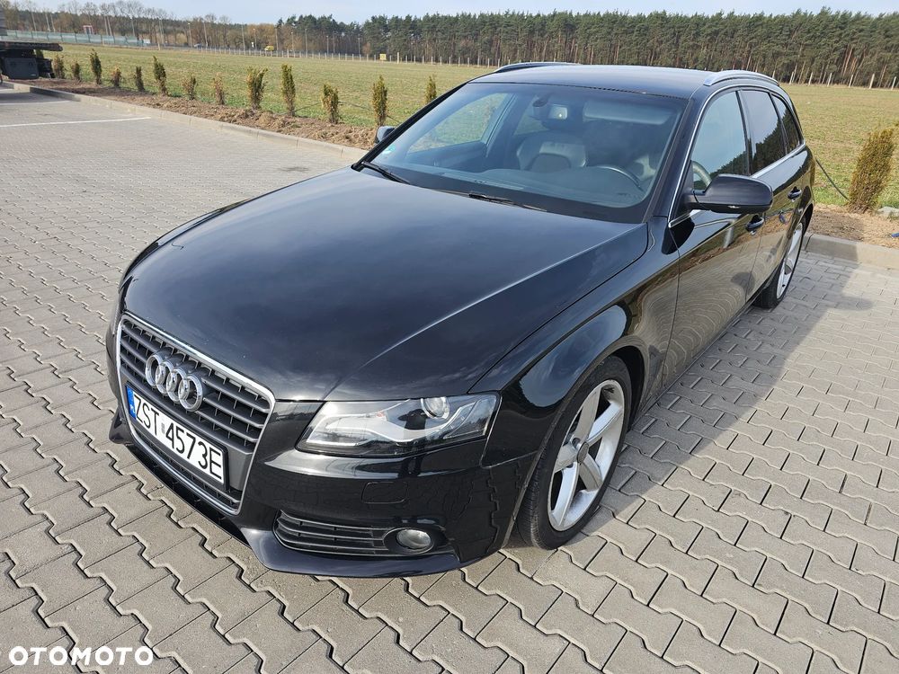 Audi A4 Avant - 4