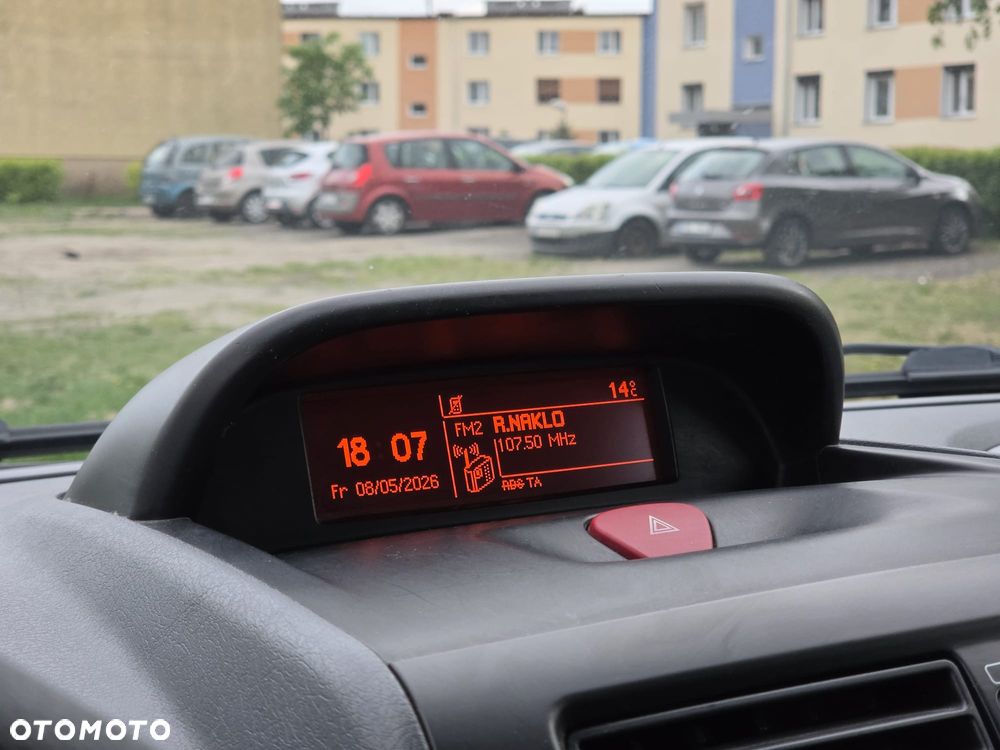 Peugeot Expert - 16