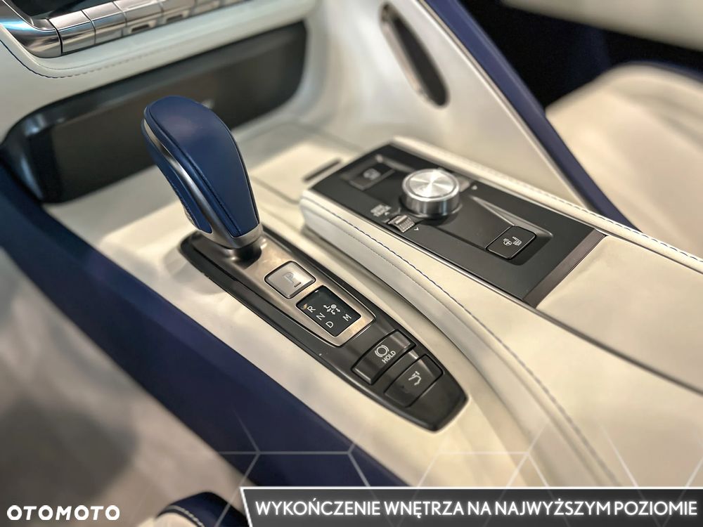 Lexus LC 500 Superturismo - 16