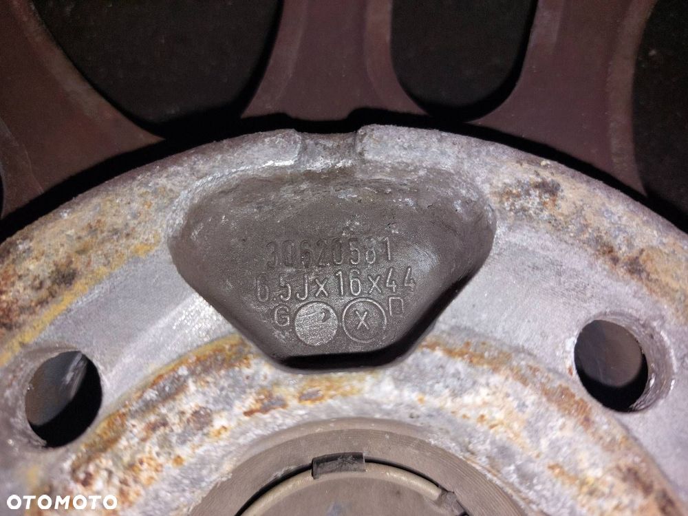 FELGA ALUMINIOWA VOLVO V40 I 6.5JX16X44 4X114,3 FI 67.1 - 7