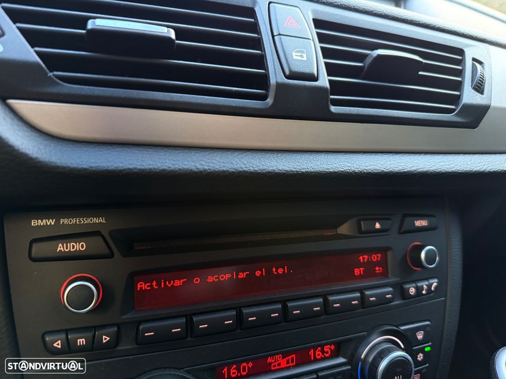 BMW X1 18 d sDrive - 18