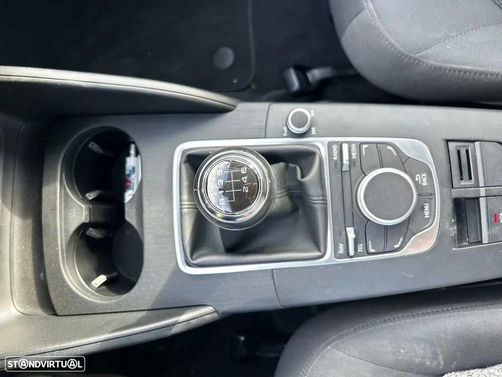 Audi A3 1.2 TFSI Attraction - 9