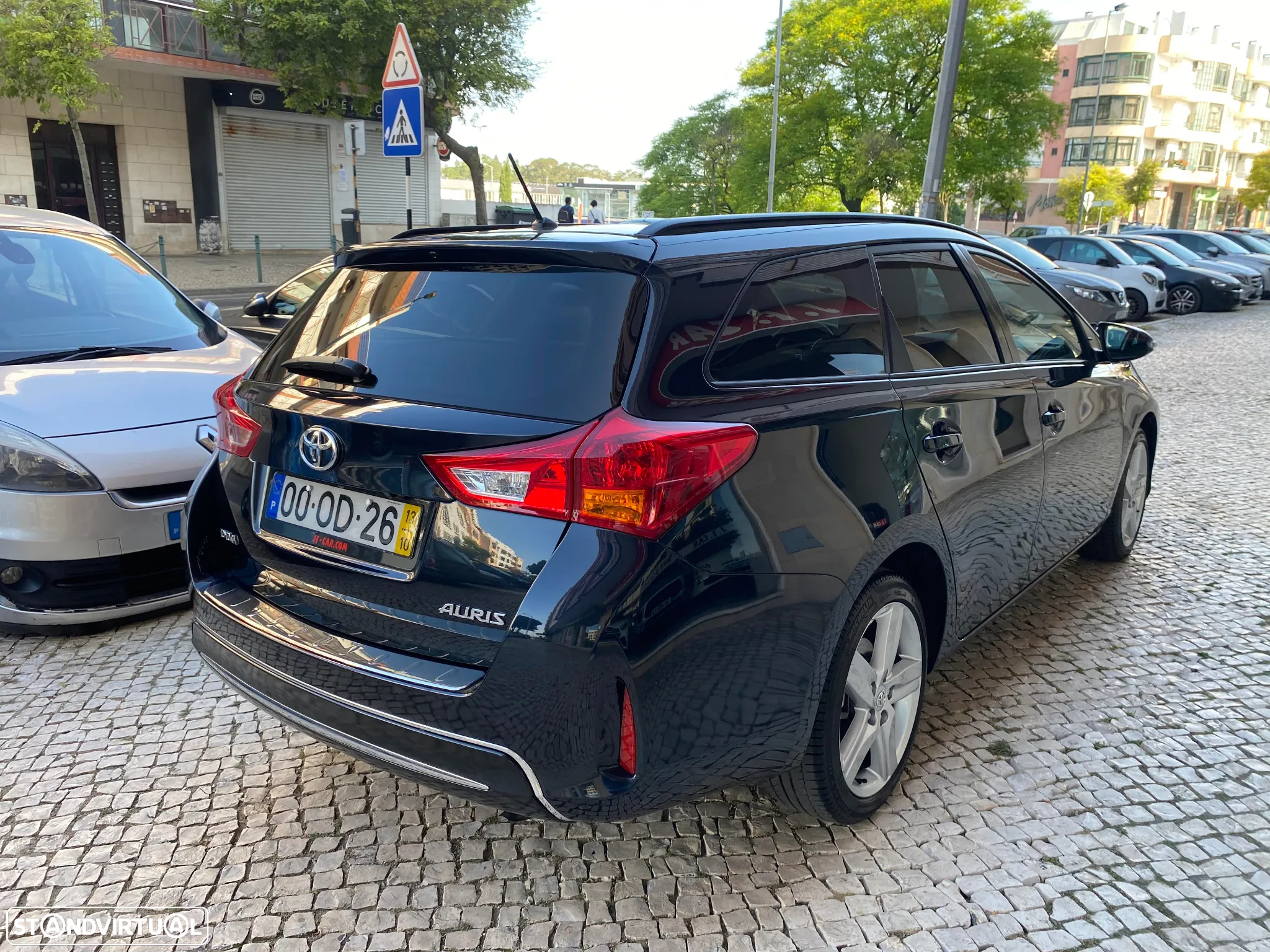Toyota Auris Touring Sports 1.4 D-4D Com+P.Sport - 20