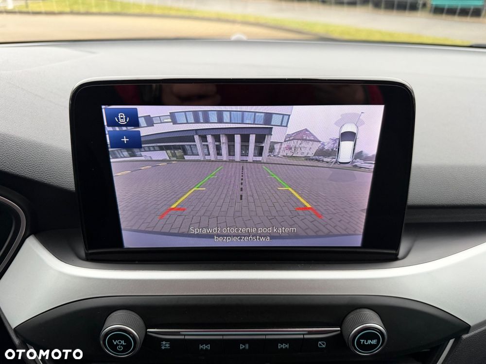 Ford Focus 1.0 EcoBoost STart-Stopp-System TITANIUM - 29