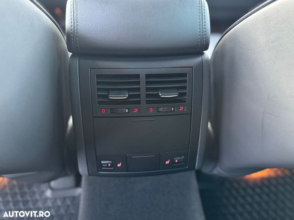 Volkswagen Touareg - 11