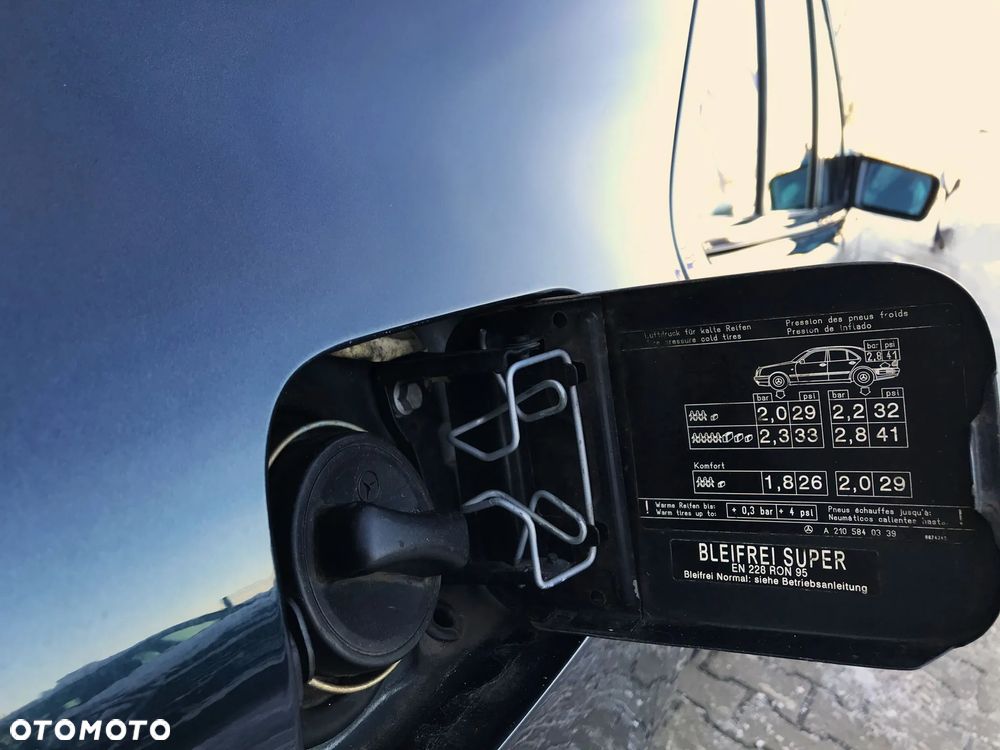 Mercedes-Benz Klasa E - 18