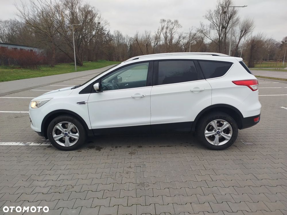 Ford Kuga - 13
