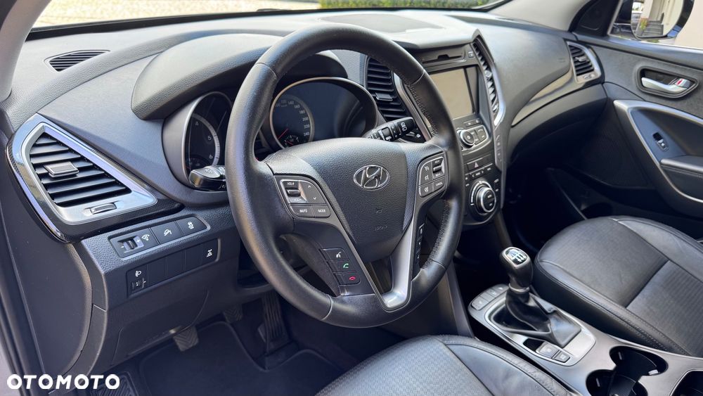 Hyundai Santa Fe - 24