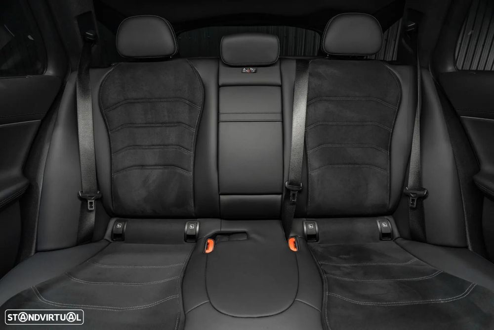Mercedes-Benz E 300 e Station - 23