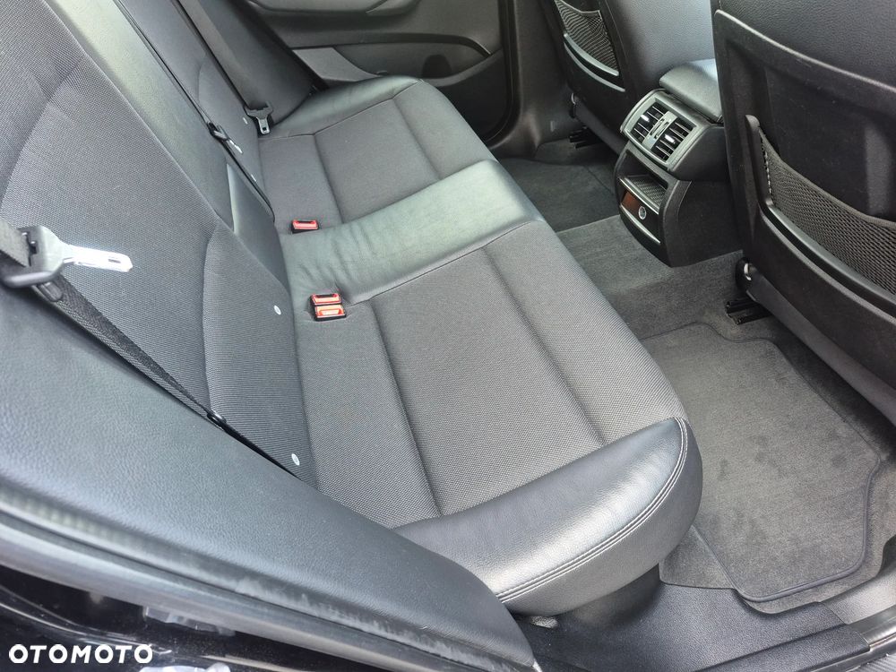 BMW X3 xDrive20d - 18