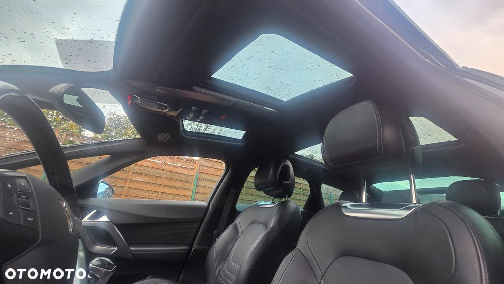 Citroën DS5 HDi 165 Business - 6