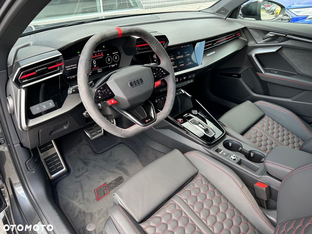 Audi RS3 Sportback - 13