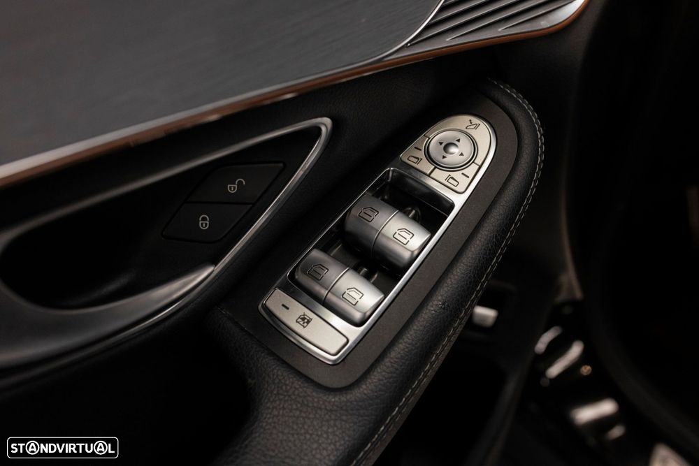 Mercedes-Benz EQC 400 4Matic AMG Line - 35