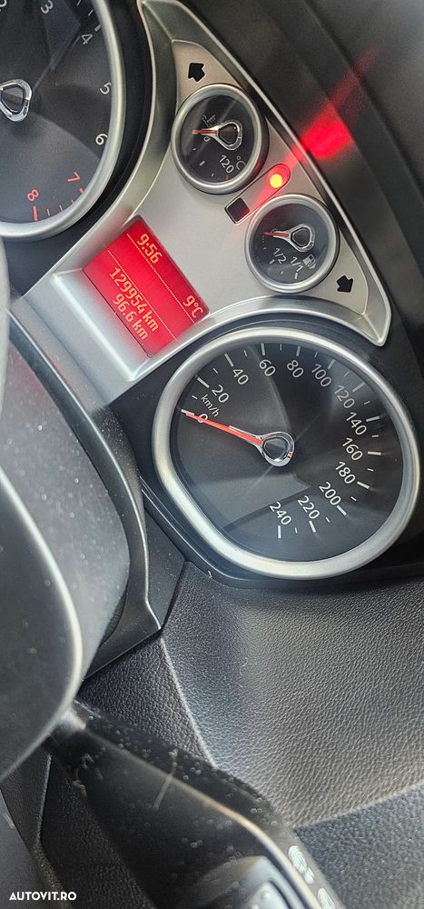 Ford Focus 1.4i Ambiente - 5