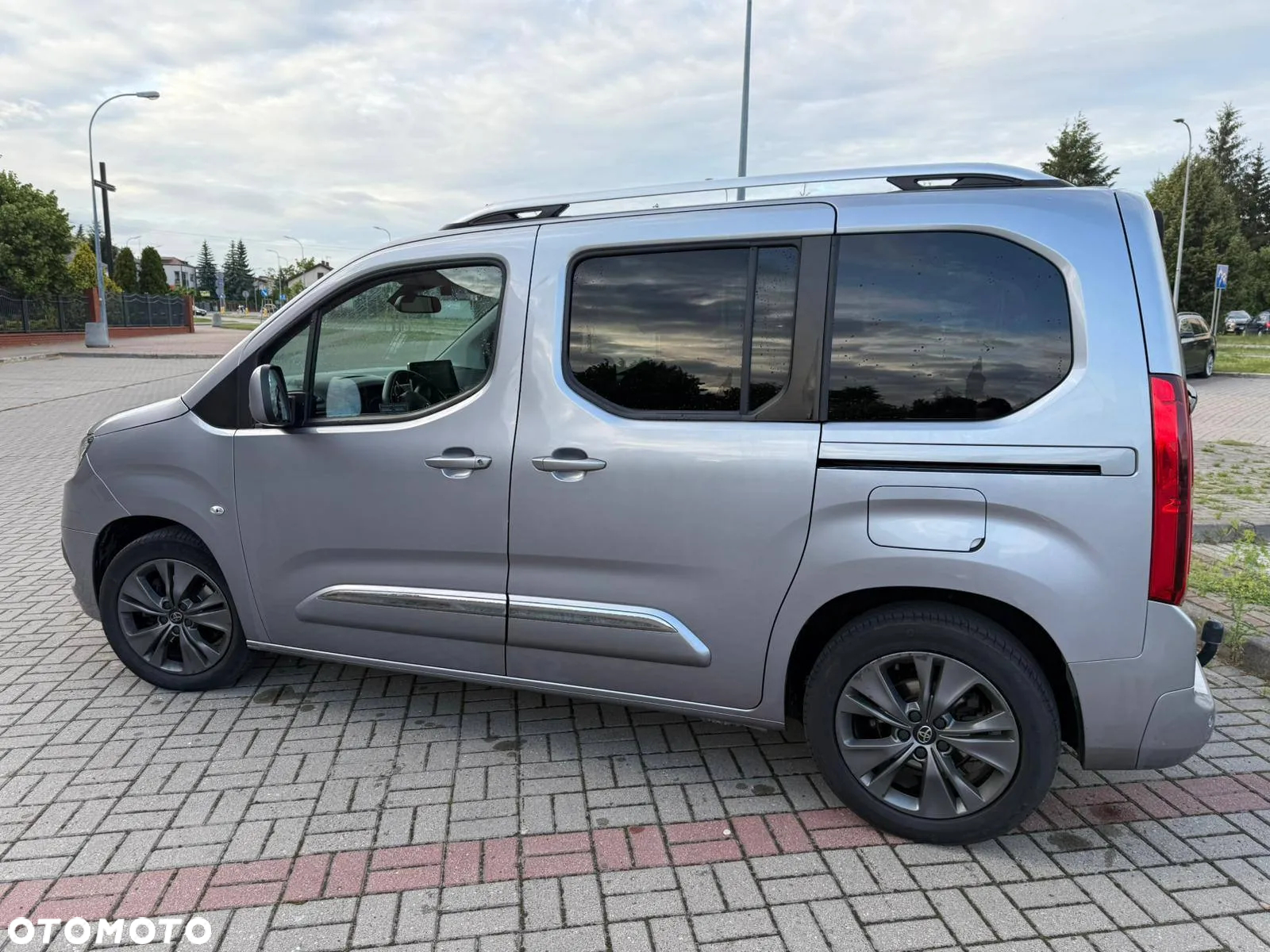Toyota Proace City Verso 1.5 D-4D Business - 4