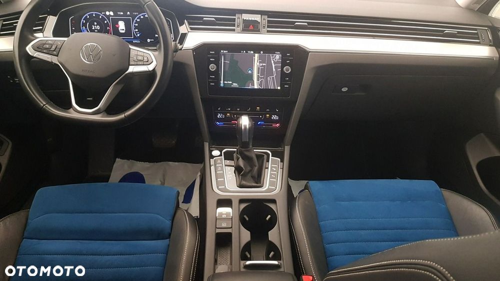 Volkswagen Passat - 14