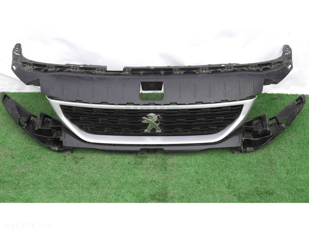 PEUGEOT RIFTER GRILL ATRAPA WSPORNIK WZMOCNIENIE ZDERZAKA PRZÓD ORYGINAŁ CHROM OE 981688680 - 1