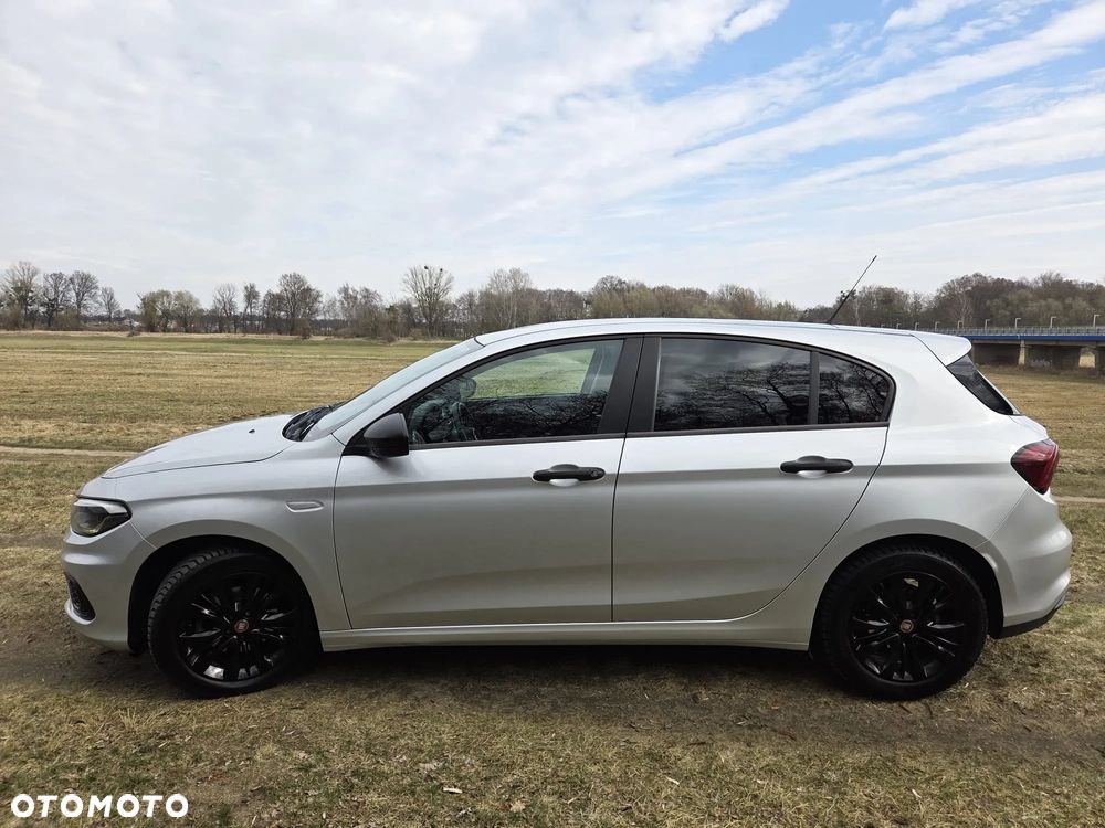 Fiat Tipo 1.4 T-Jet 16v Street - 2