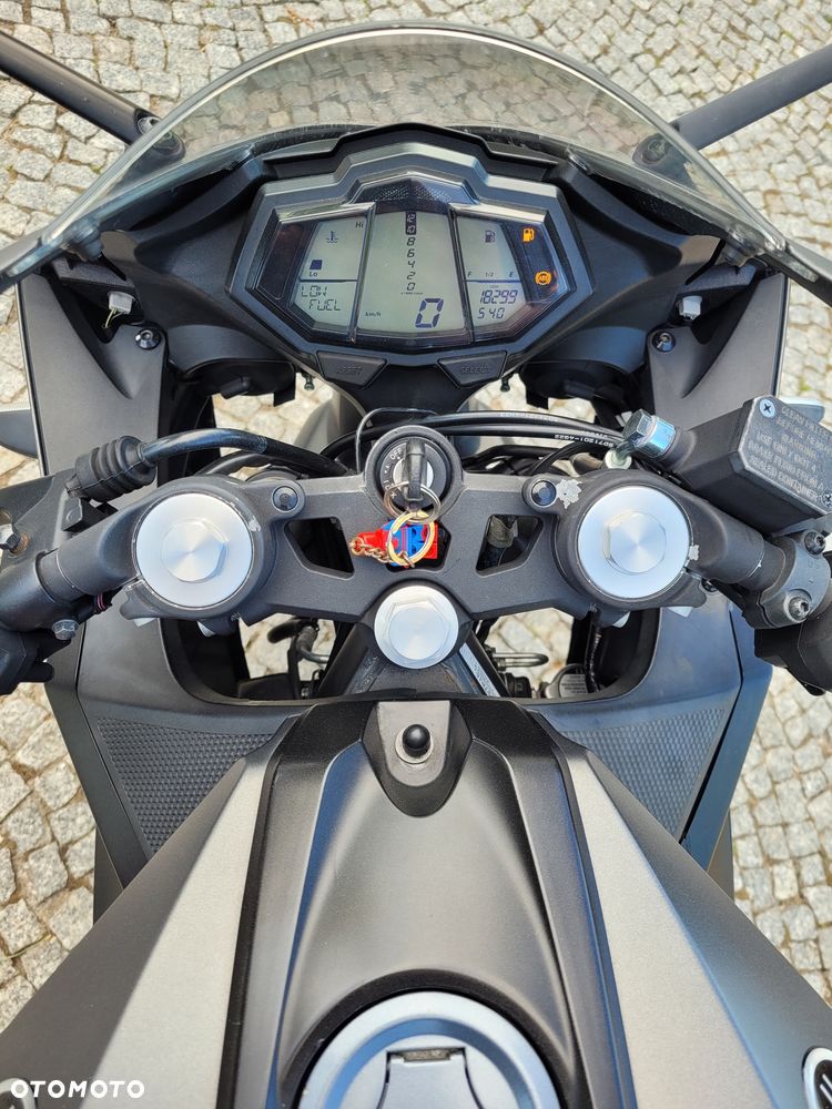 Yamaha R125 - 7