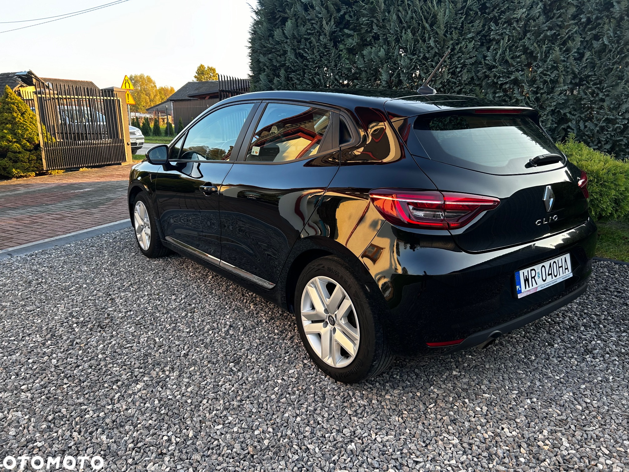 Renault Clio 1.0 TCe Zen - 9