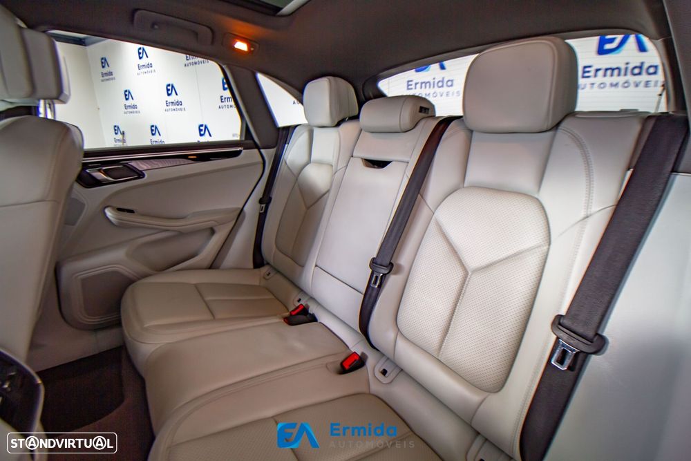 Porsche Macan S All Weather - 26